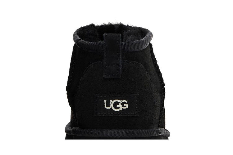 Кроссовки UGG Classic Ultra Mini Boot Kids 'Black'