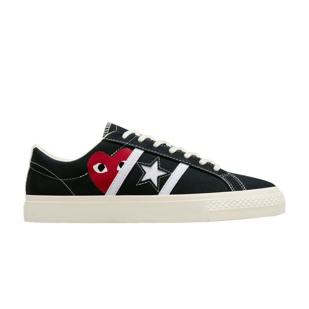 comme-des-garcons-play-x-one-star-academy-pro-black-egret-a09870c