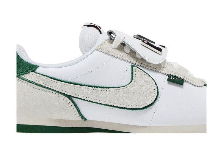 Кроссовки Nike Wmns Cortez 'All Petals United'