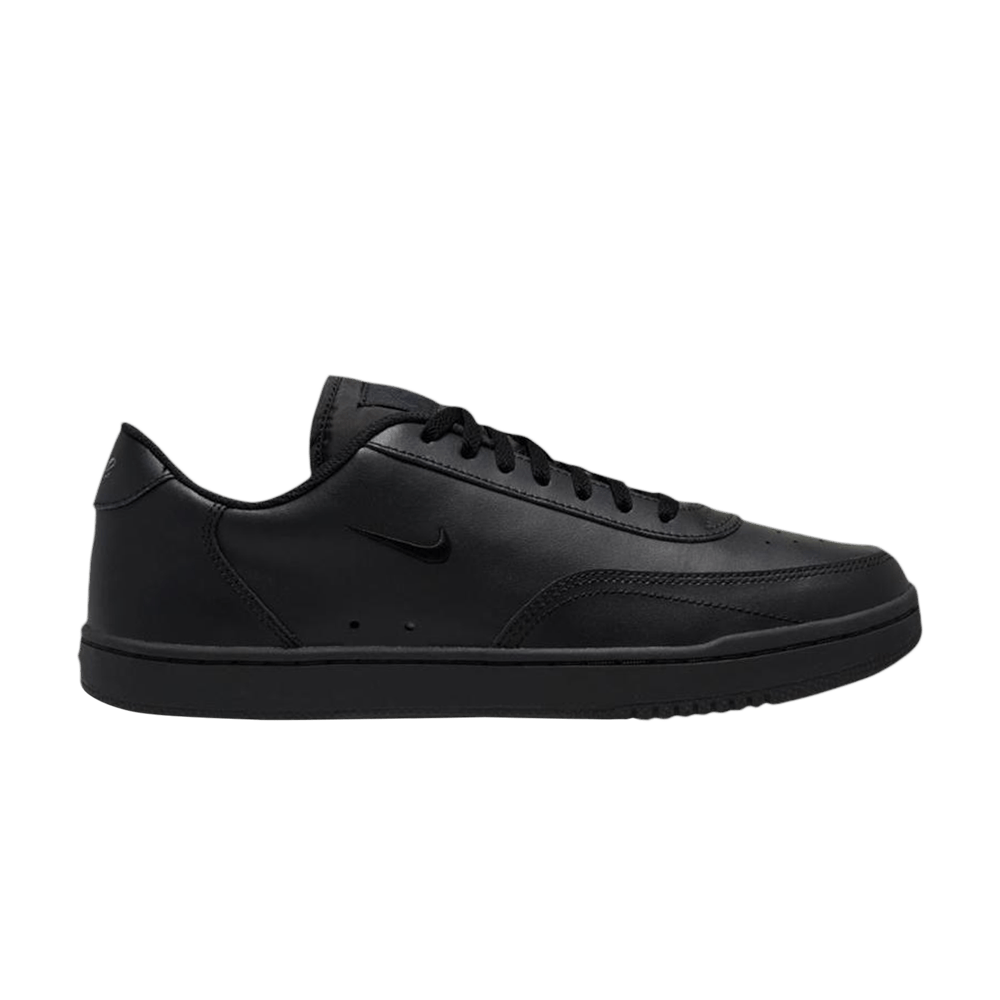 court-vintage-triple-black-cj1679-001