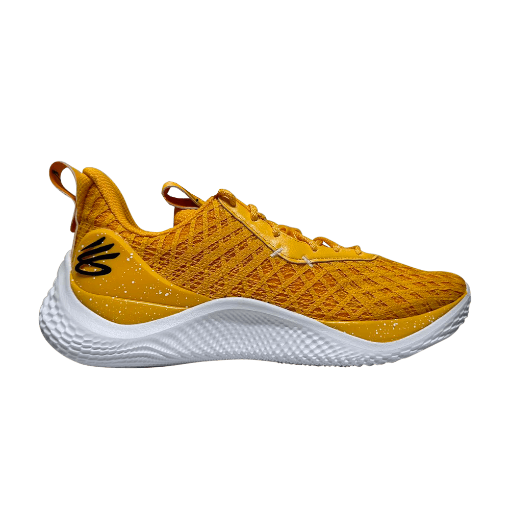 curry-flow-10-team-yellow-3026624-700