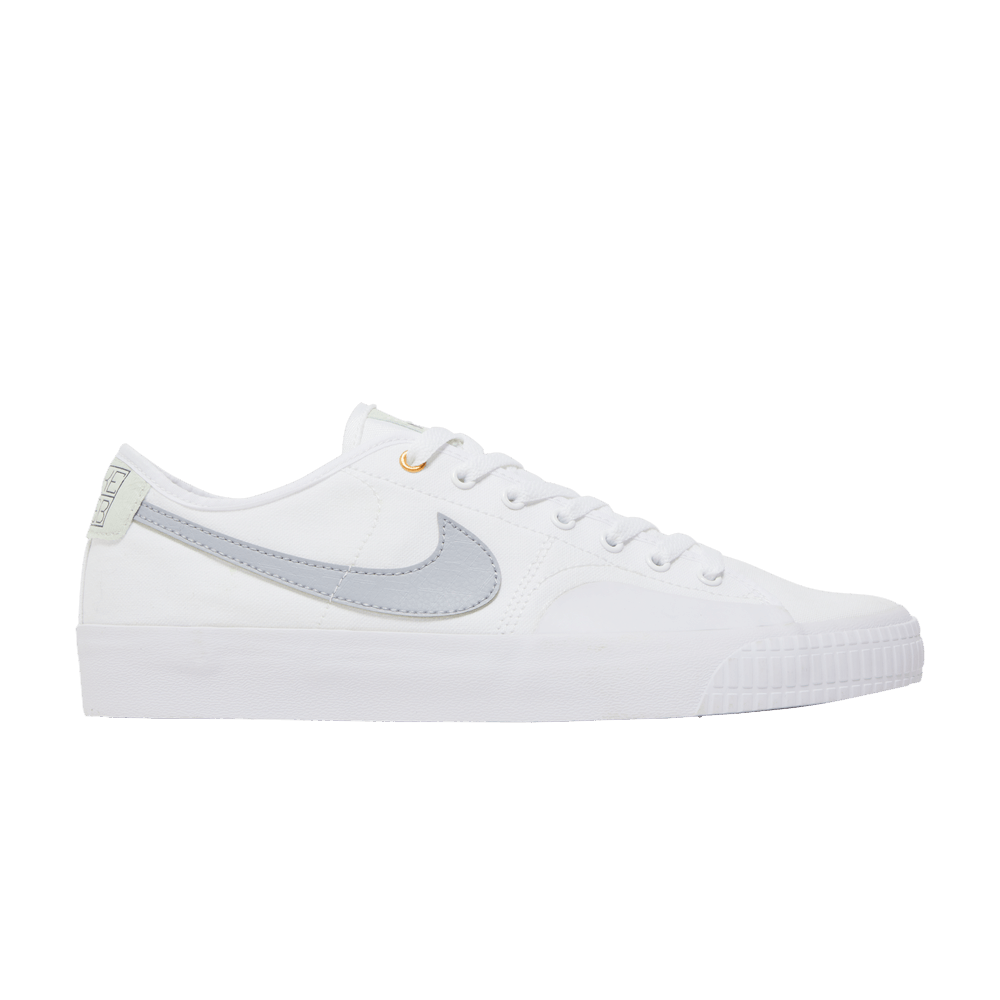 daan-van-der-linden-x-blazer-court-sb-white-wolf-grey-cz5605-100
