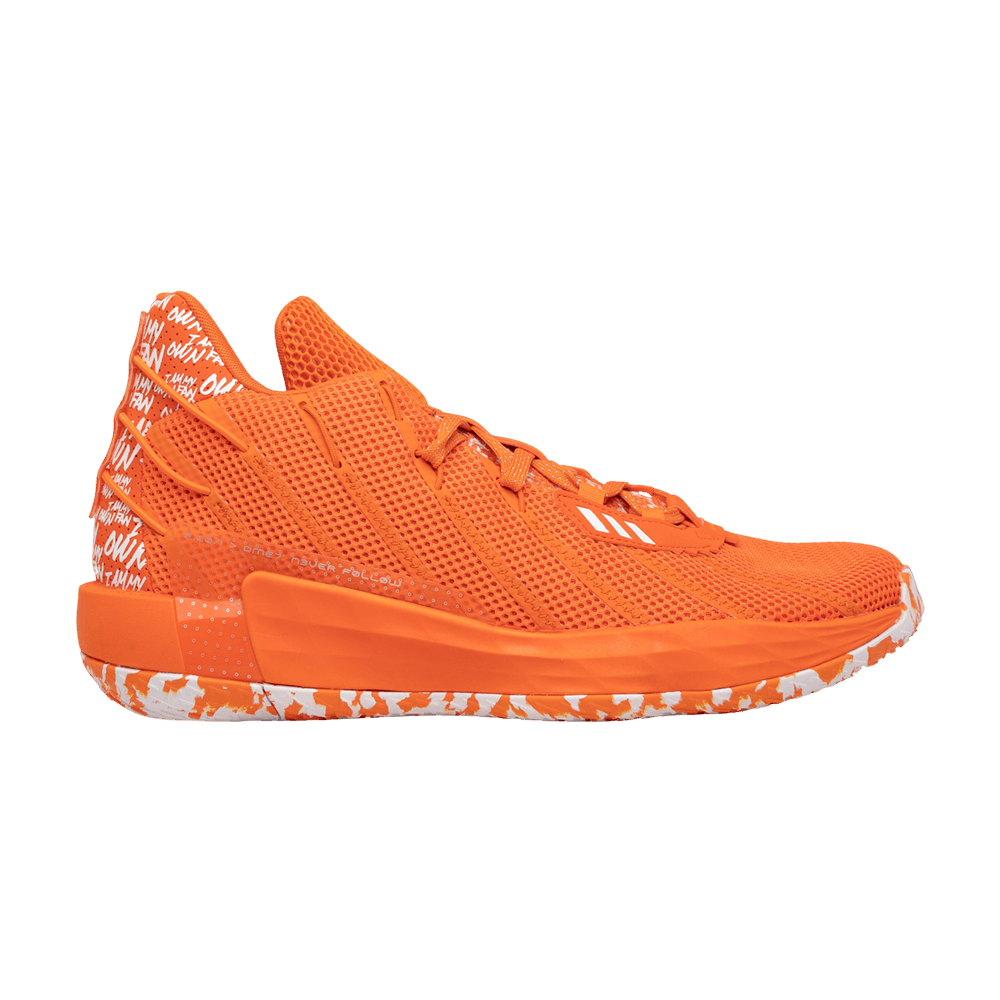 dame-7-i-am-my-own-fan-team-orange-fy4241