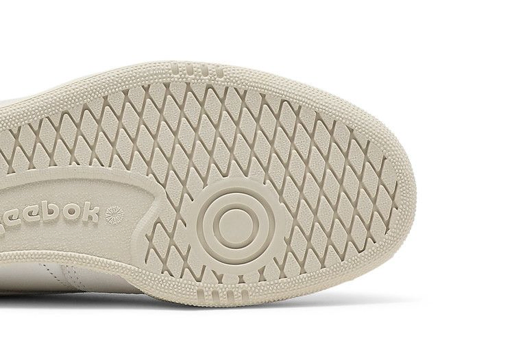 Кроссовки Reebok Danielle Guizio x Club C 85 'Chalk'