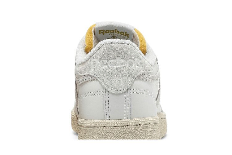 Кроссовки Reebok Danielle Guizio x Club C 85 'Chalk'