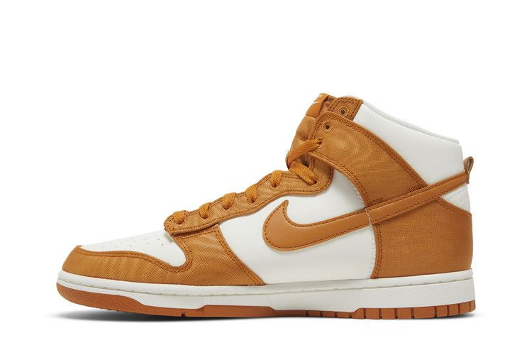 Кроссовки Nike Dunk High 'Monarch Canvas'