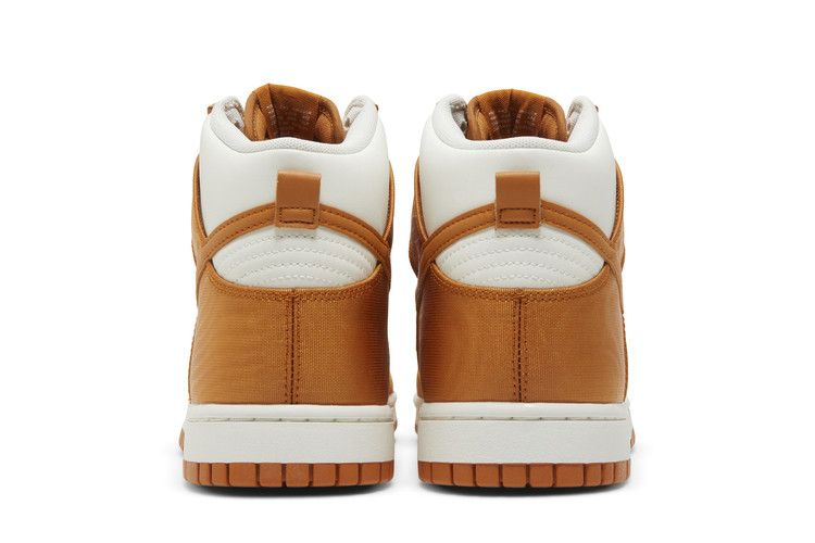 Кроссовки Nike Dunk High 'Monarch Canvas'