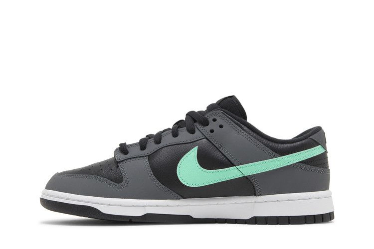 Кроссовки Nike Dunk Low 'Black Green Glow'