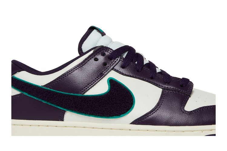 Кроссовки Nike Dunk Low 'Chenille Swoosh - Grand Purple'