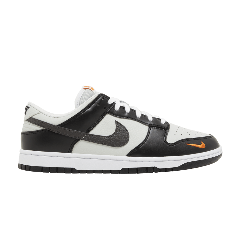 dunk-low-mini-swoosh-black-total-orange-fn7808-001