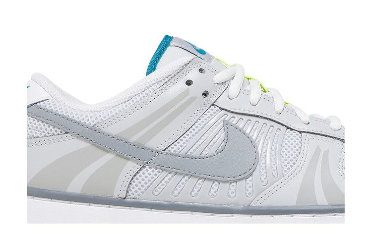 Кроссовки Nike Wmns Dunk Low 'Timeless'