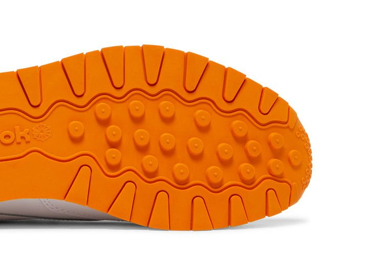 Кроссовки Reebok Flintstones Meet Jetsons x Classic Leather 'Baby Puss'