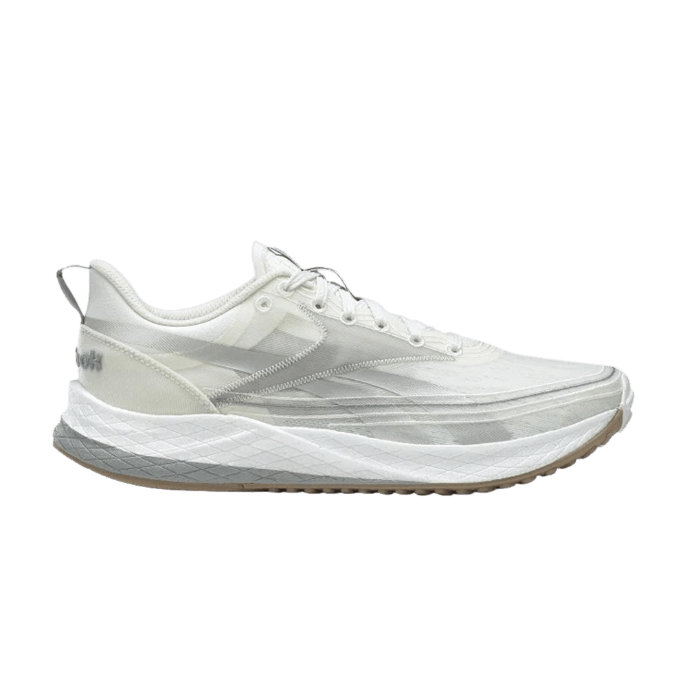 floatride-energy-4-chalk-pure-grey-gum-gx0270