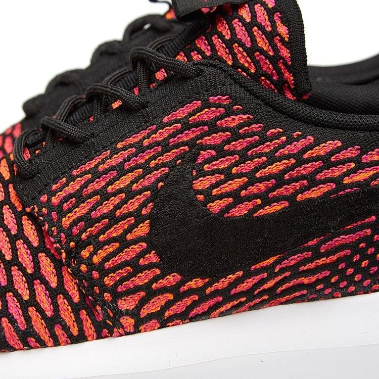 Кроссовки Nike Flyknit Rosherun 'Fireberry'