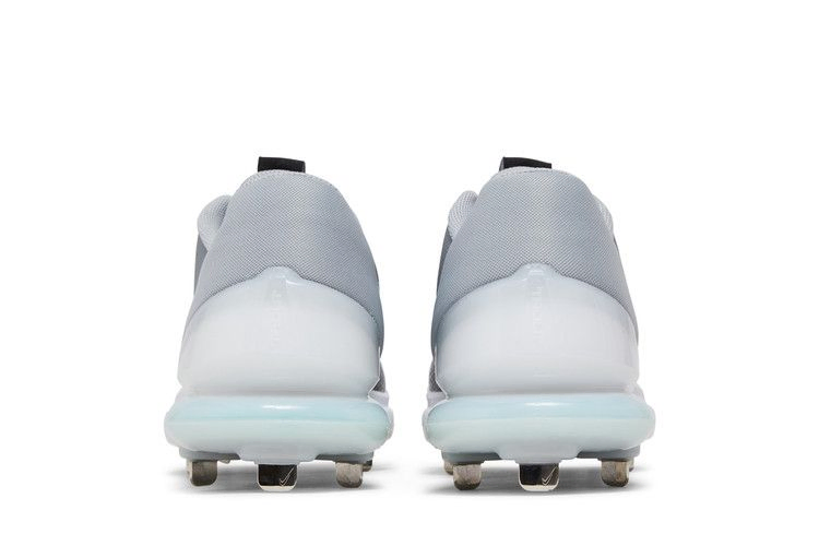 Кроссовки Nike Force Zoom Trout 7 Pro 'Light Smoke Grey'