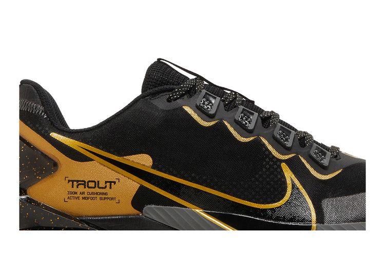 Кроссовки Nike Force Zoom Trout LTD TF 'Black Metallic Gold'