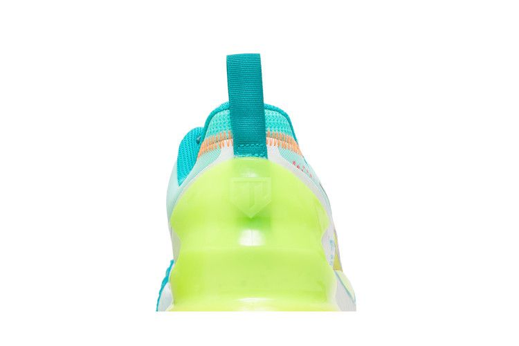 Кроссовки Nike Force Zoom Trout LTD TF 'White Aurora Green Volt'