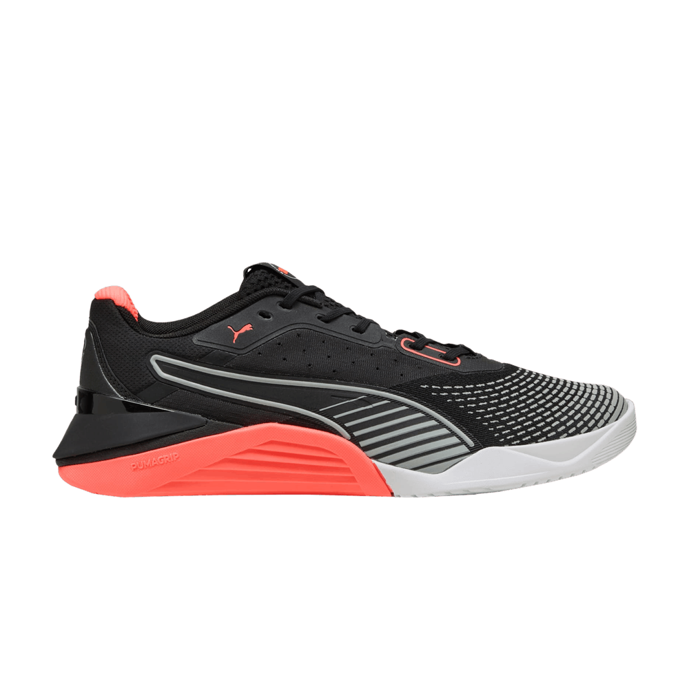 fuse-4-0-black-white-glowing-red-311733-01