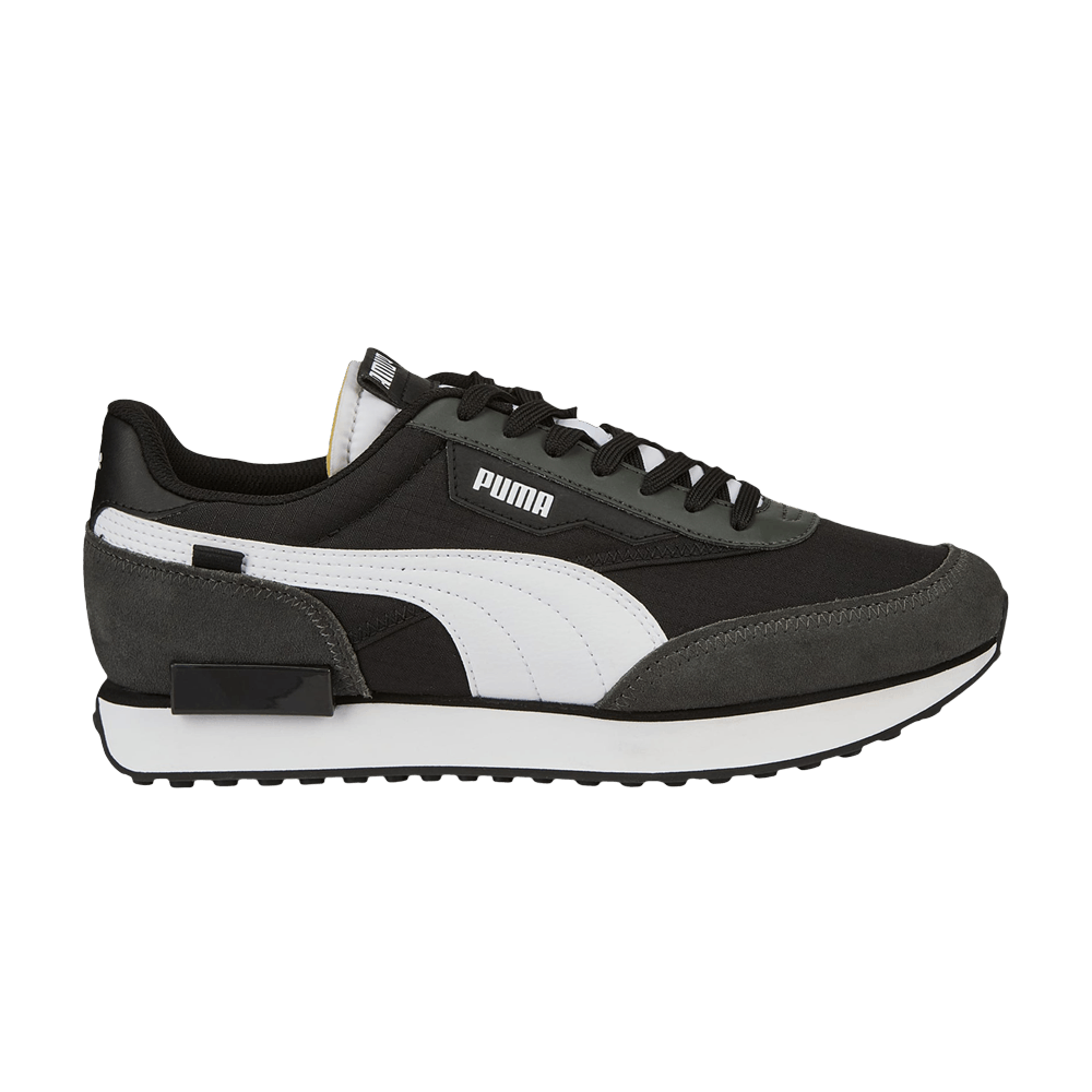 future-rider-play-on-black-371149-88