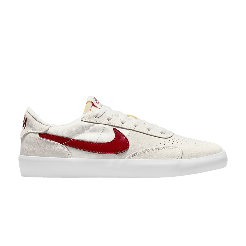 Кроссовки Nike Heritage Vulc SB 'Summit White Gym Red'