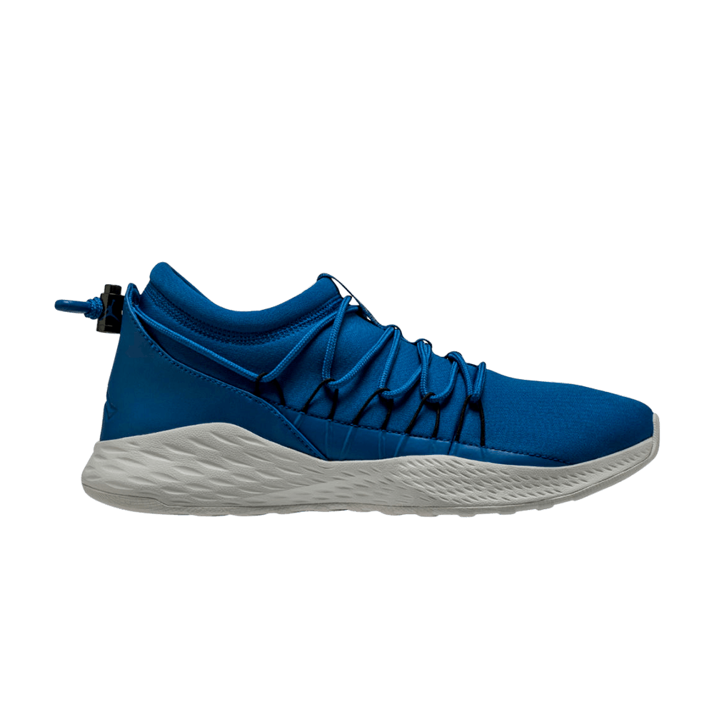 jordan-formula-23-toggle-team-royal-908859-400