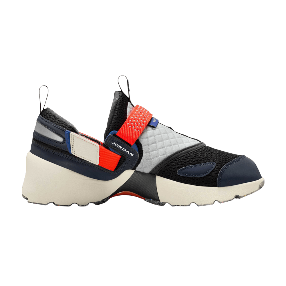 jordan-trunner-lx-rare-air-im6531-001