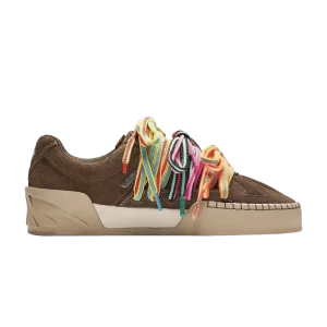 Коричневый