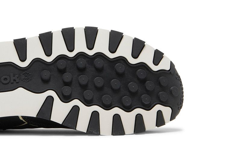 Кроссовки Reebok Keith Haring x Classic Leather 'Dog Blackboard Chalk Drawing'