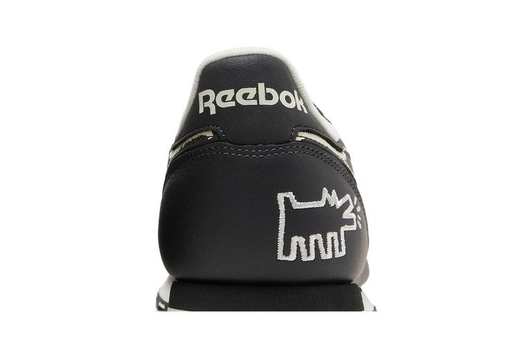 Кроссовки Reebok Keith Haring x Classic Leather 'Dog Blackboard Chalk Drawing'
