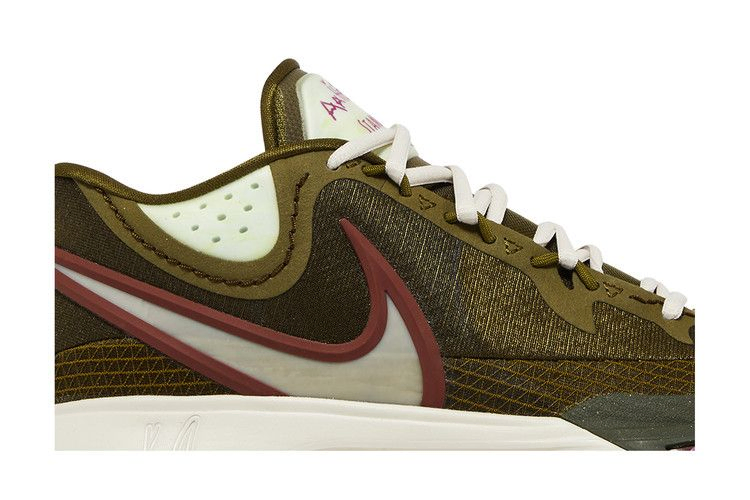 Кроссовки Nike Kyrie 8 'N7'