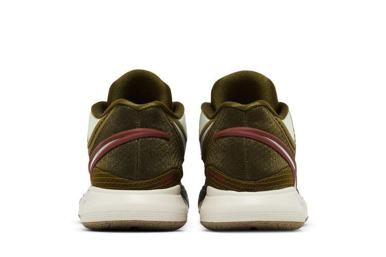 Кроссовки Nike Kyrie 8 'N7'