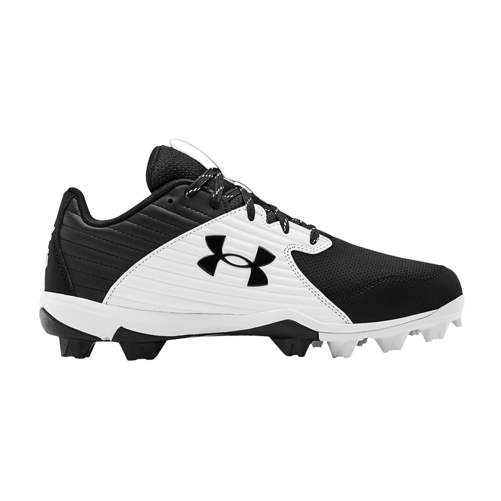 leadoff-low-rm-black-white-3023442-001