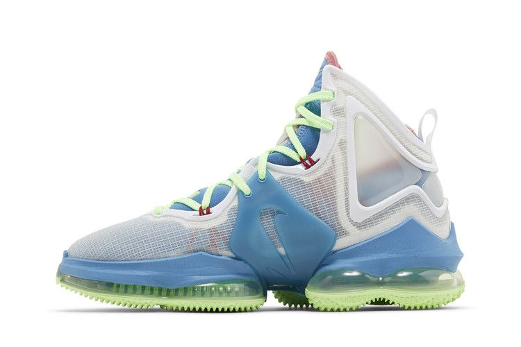 Кроссовки Nike LeBron 19 EP 'Tropical'