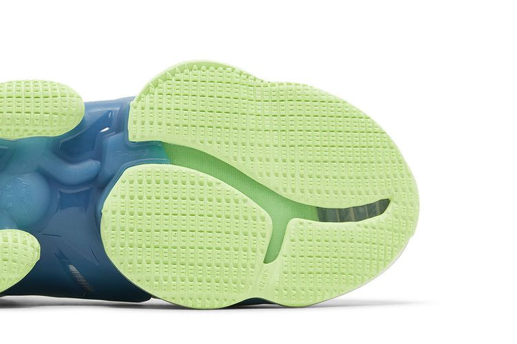 Кроссовки Nike LeBron 19 EP 'Tropical'