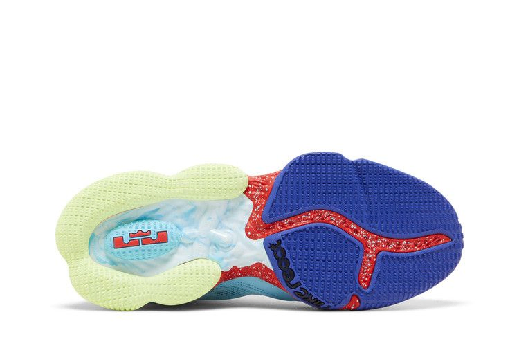 Кроссовки Nike LeBron 19 Low 'Blue Chill'