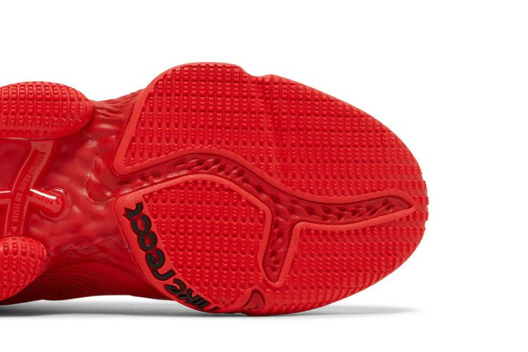 Кроссовки Nike LeBron 19 Low 'Light Crimson'