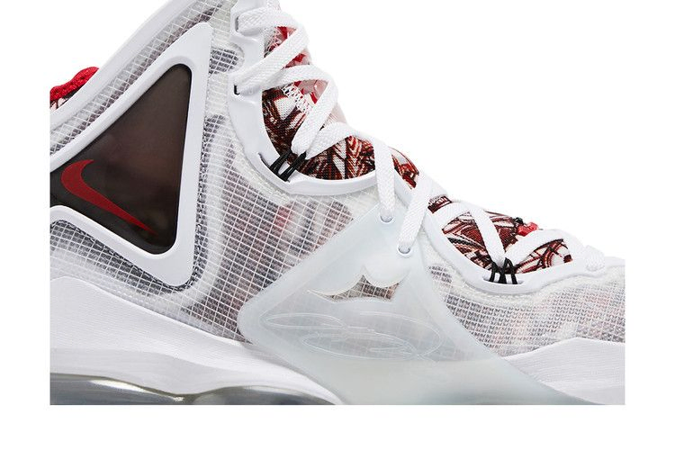 Кроссовки Nike LeBron 19 'Sketch'