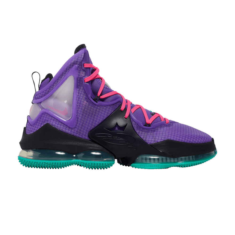 lebron-19-wild-berry-cz0203-500