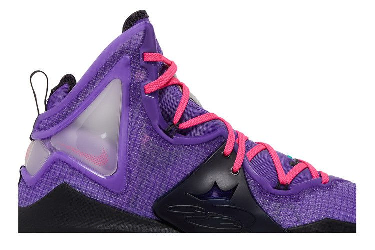 Кроссовки Nike LeBron 19 'DJ Bron'