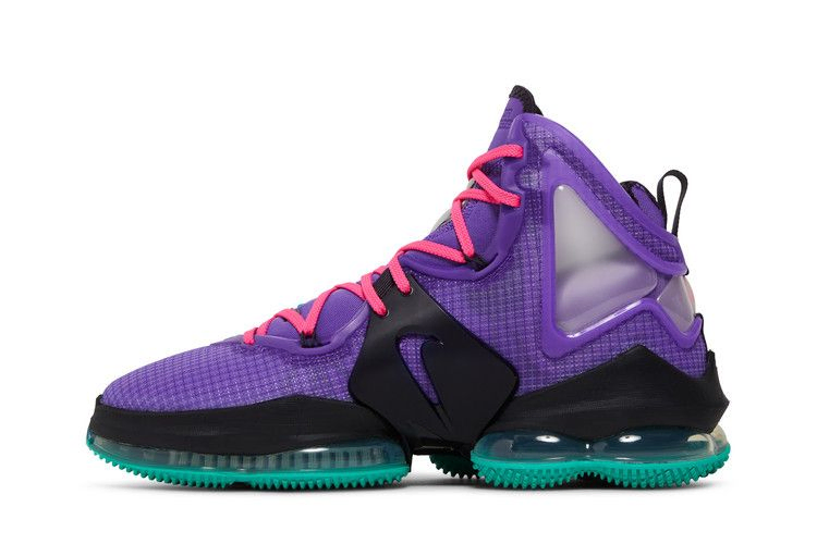 Кроссовки Nike LeBron 19 'DJ Bron'