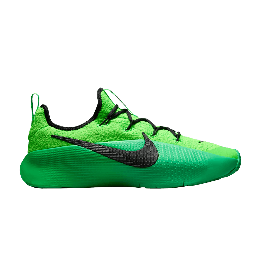 lebron-tr-1-green-strike-fj6151-300