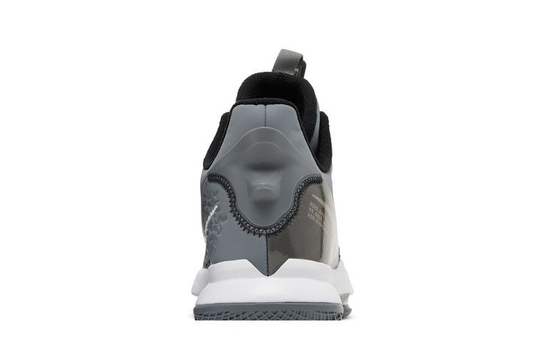 Кроссовки Nike LeBron Witness 5 'Cool Grey'