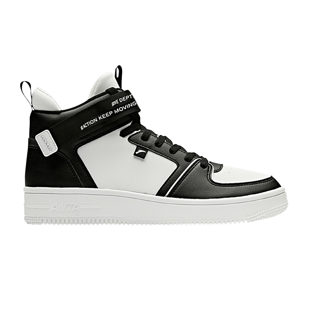 life-series-white-black-91948061-4