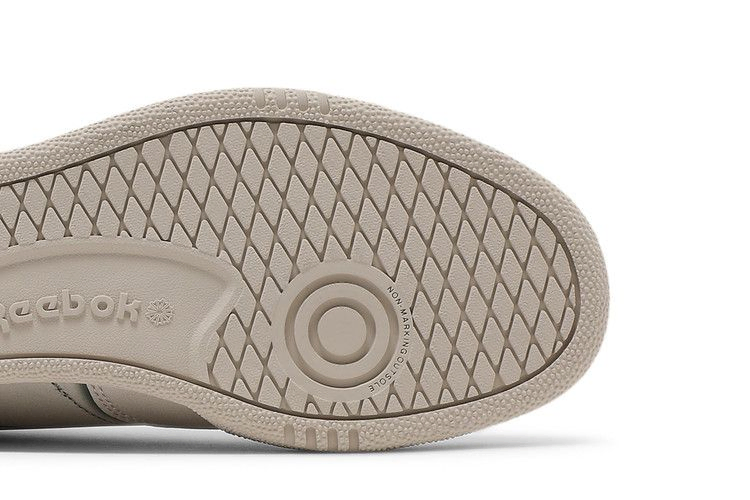 Кроссовки Reebok Maison Margiela x Club C 'Tan'