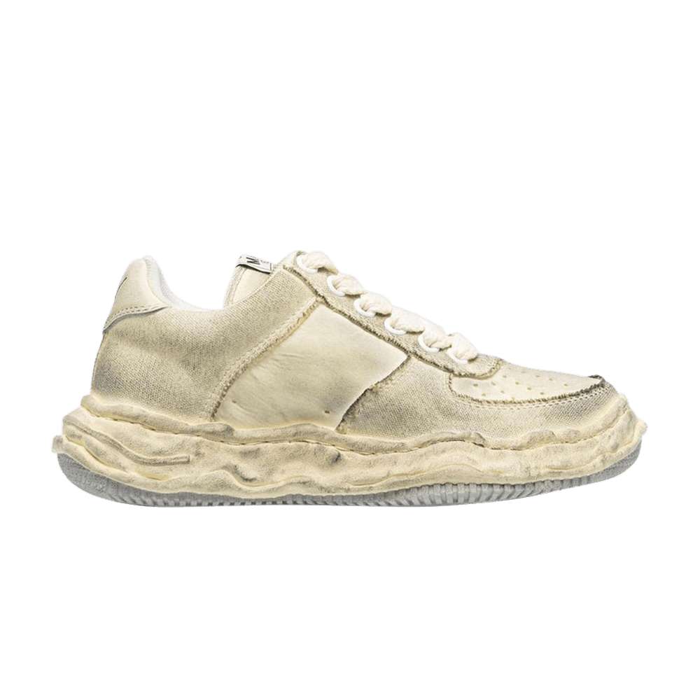 maison-mihara-yasuhiro-wayne-og-sole-distressed-canvas-low-white-a10fw711-wht