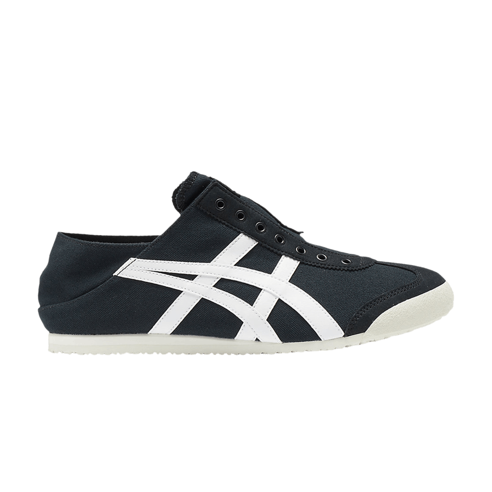 mexico-66-paraty-black-white-1183a437-002