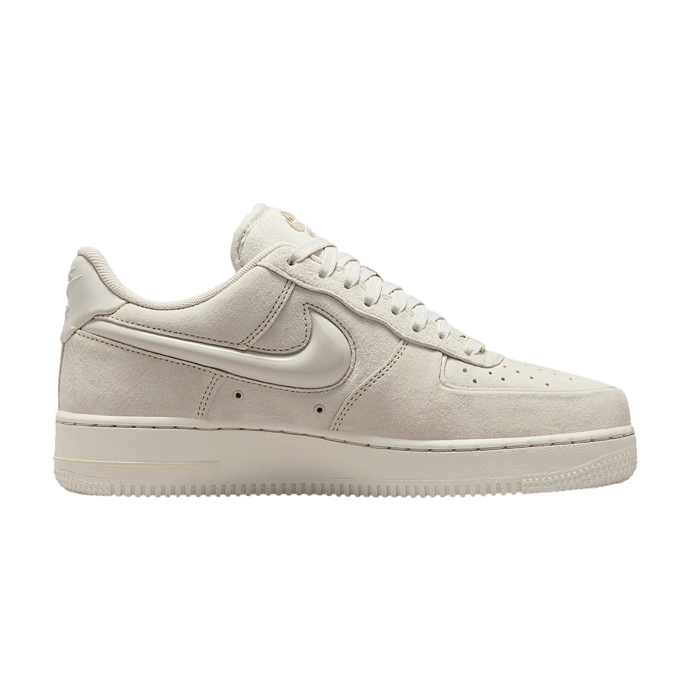 nike-wmns-air-force-1-07-light-bone-white-hv4406-001