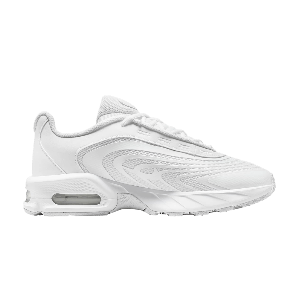 nike-wmns-air-max-fire-white-black-io4512-100