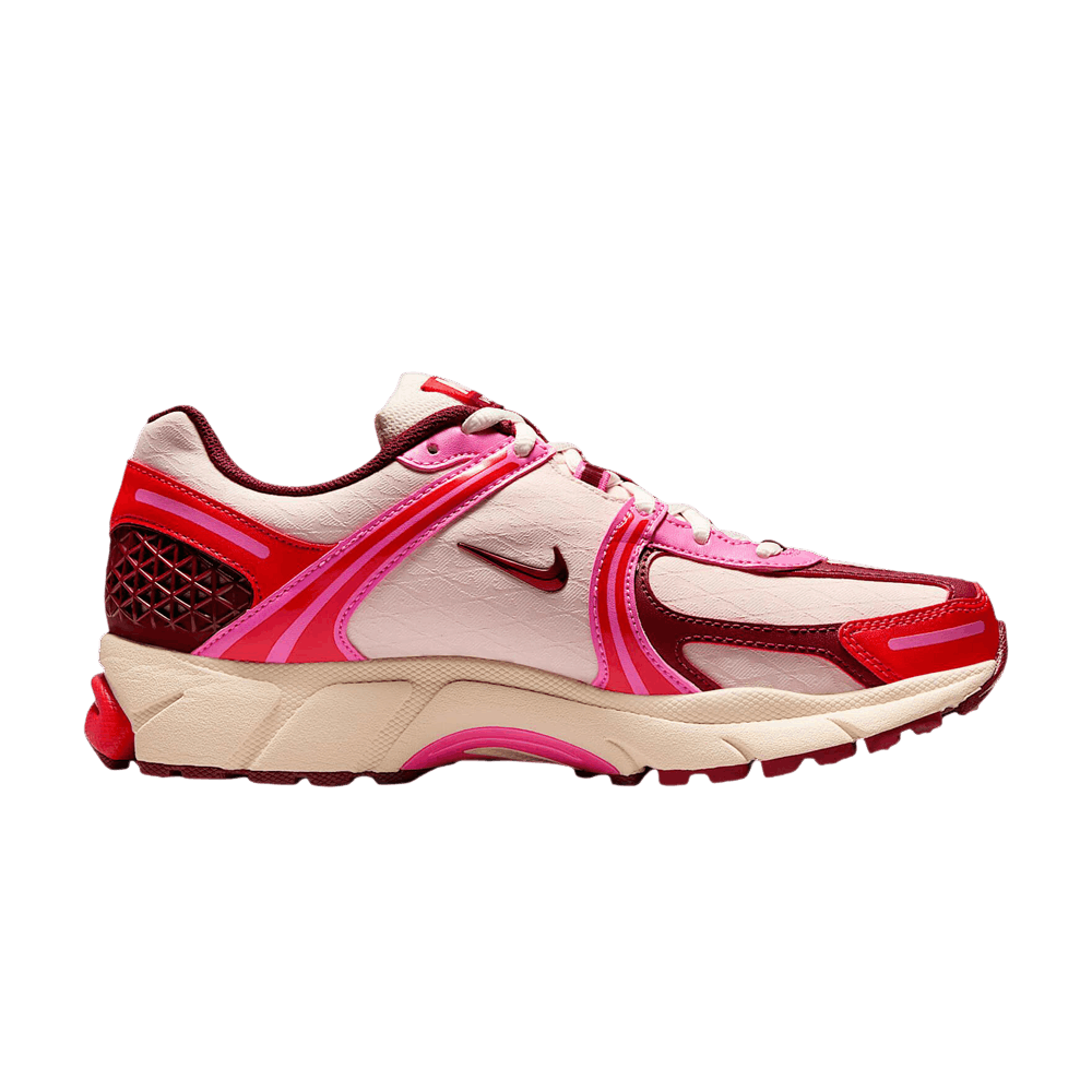 nike-wmns-air-zoom-vomero-5-light-soft-pink-team-red-im7185-640