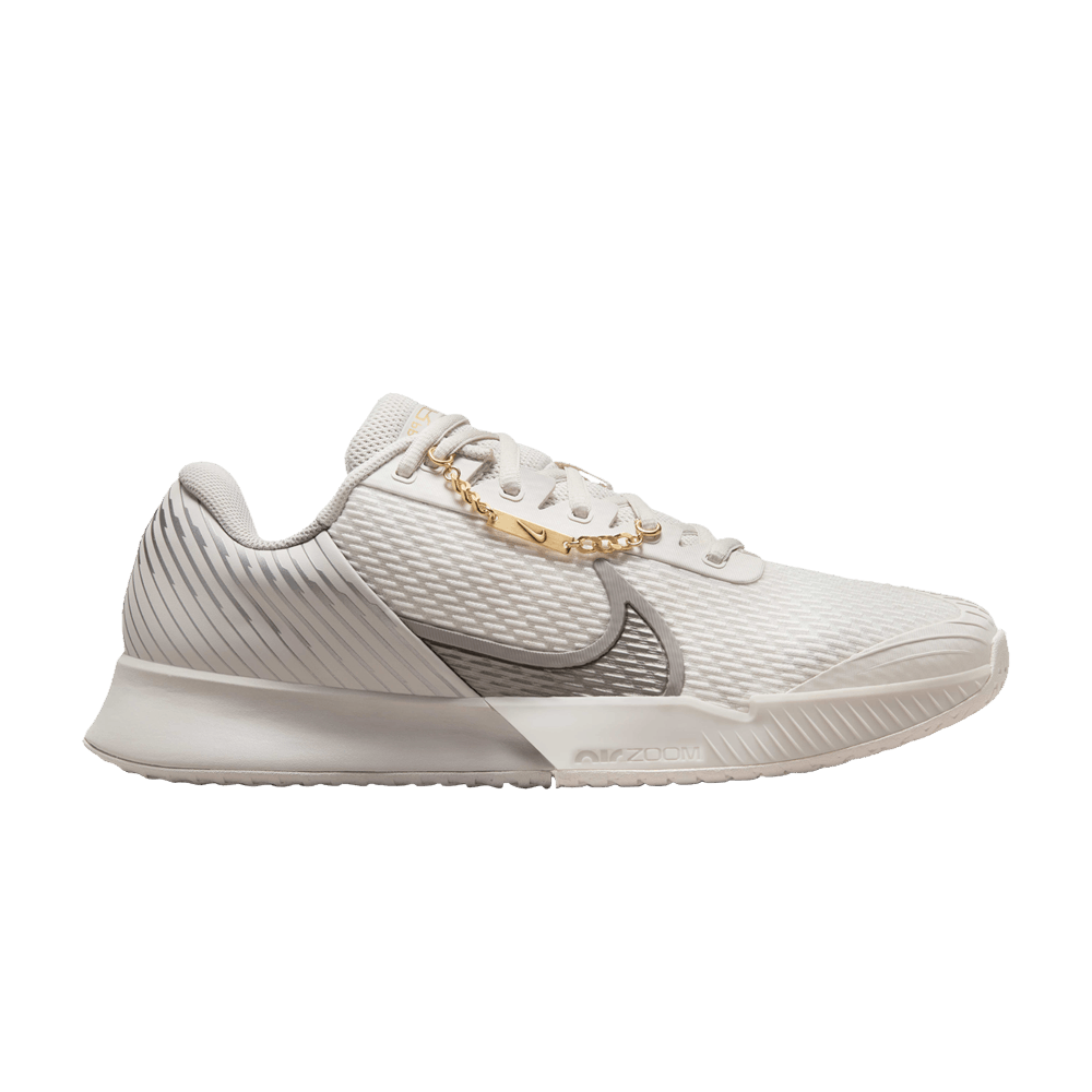 nikecourt-air-zoom-vapor-pro-2-premium-hc-gold-flair-pack-fz1249-001